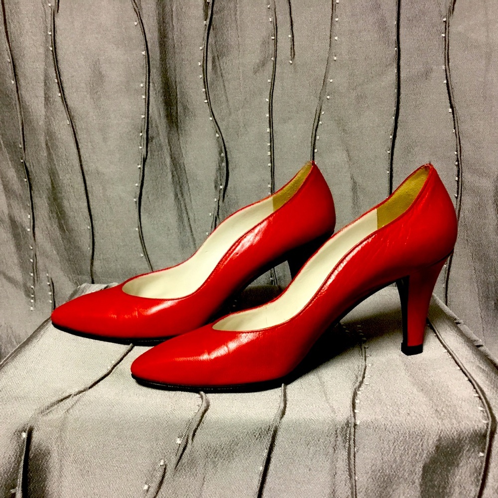 Yves Saint Laurent Red Pumps size 6.5.